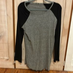 Monrow baseball tee size L